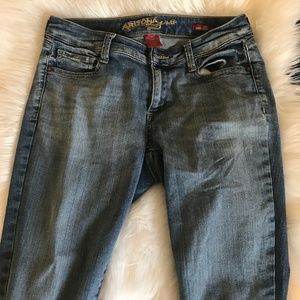 Hemmed Arizona Jeans